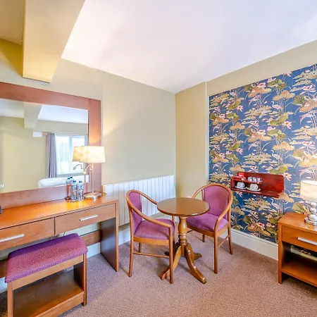 Hotel The Gateway Swinford