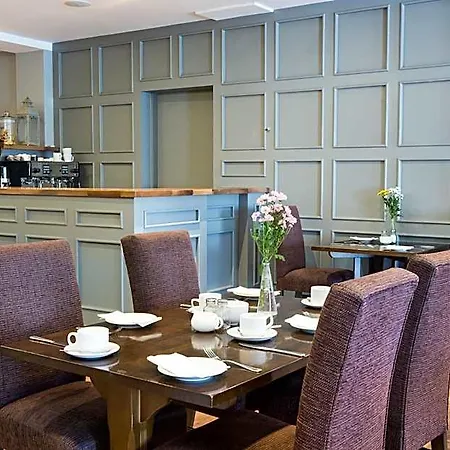 Hotel The Gateway 3*