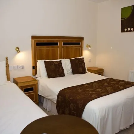 The Gateway Hotel 3*