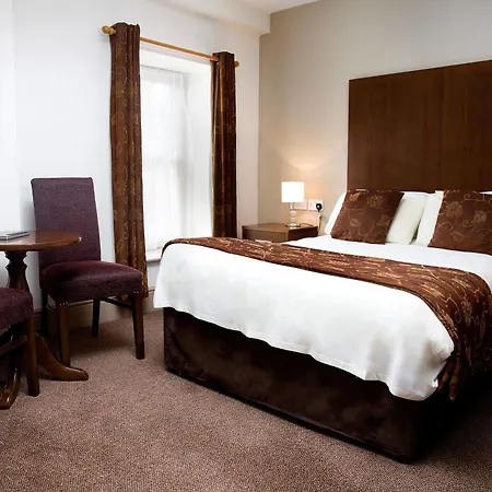 The Gateway Hotel 3*