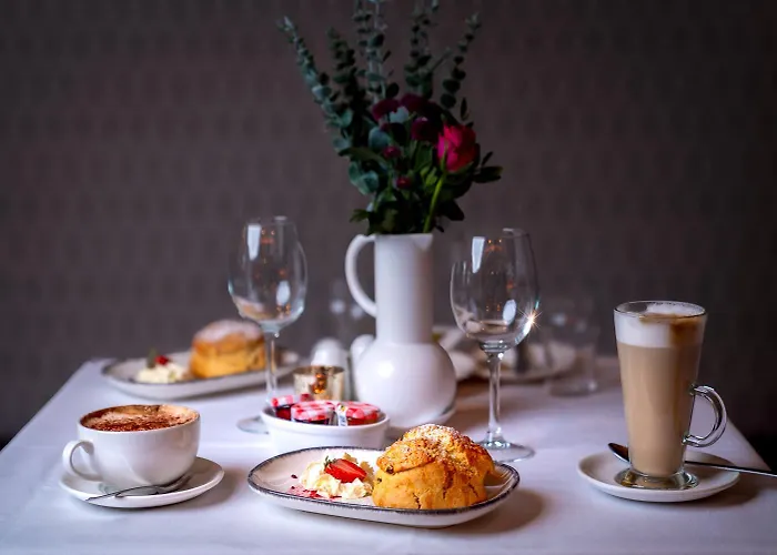 The Gateway 3* Swinford