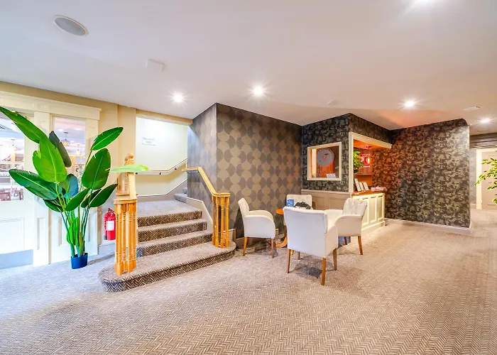 The Gateway Hotel 3*