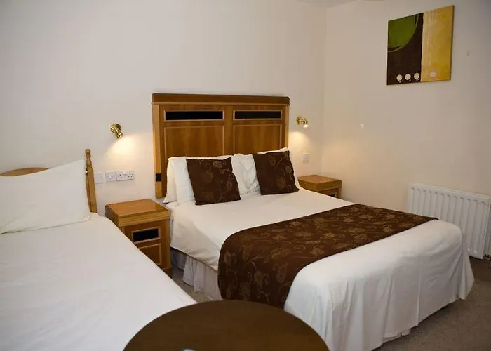 The Gateway Hotel 3*